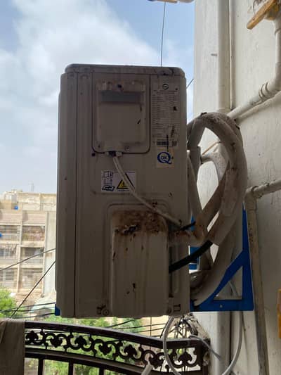 PEL NERO Inverter Split AC – Good Condition
