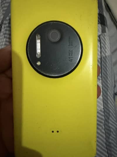 Nokia Lumia 1020 – 32GB | 41MP PureView Camera | Carl Zeiss Optics