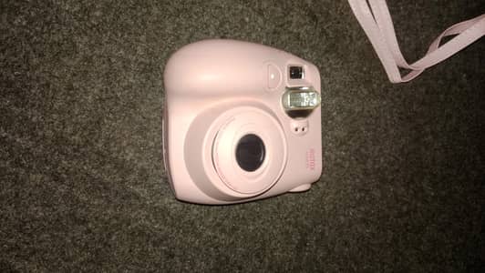 instax mini 7s camera selling urgent