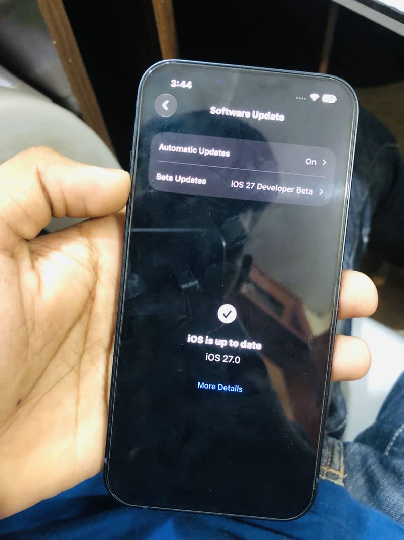 Apple iPhone 13 2