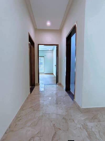 3rd & 4 Floor 12 Marla Modern Apartment Available For Sale in Askari 12