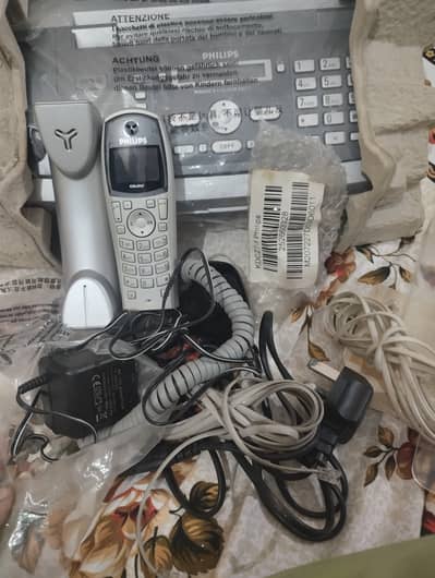 Philips colour fax machine with telephone