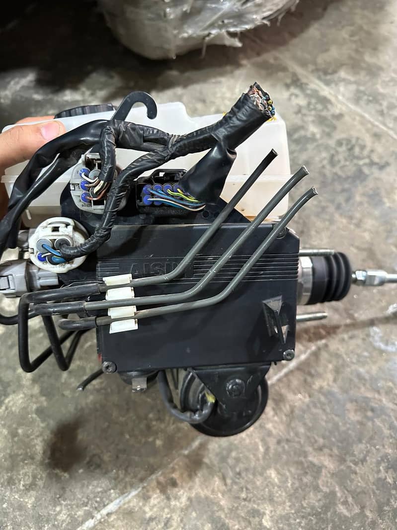 Prado ABS Unit model 2005 3