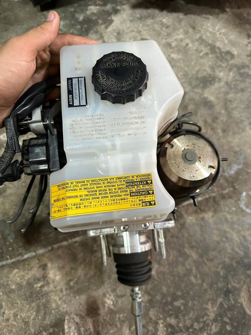 Prado ABS Unit model 2005 4