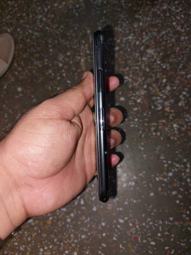 Apple iPhone X 5