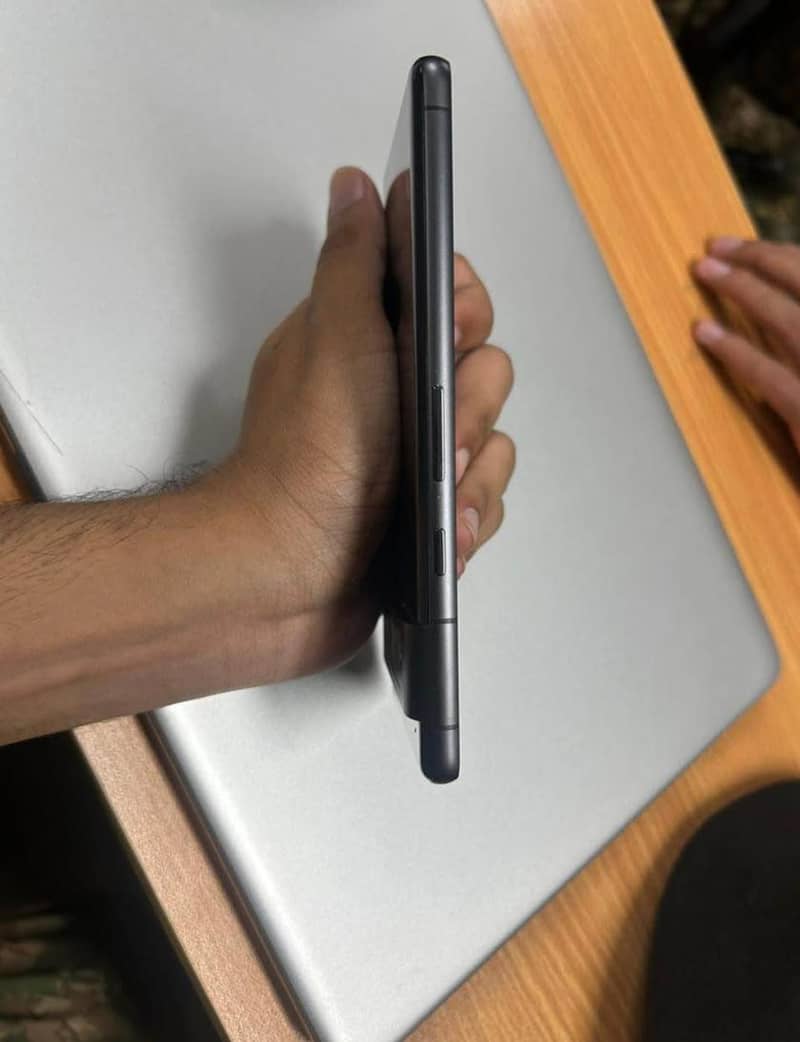 Google Pixel 7 3