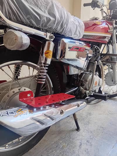 Honda 12 apecial edition model 24/25 punjab registerd