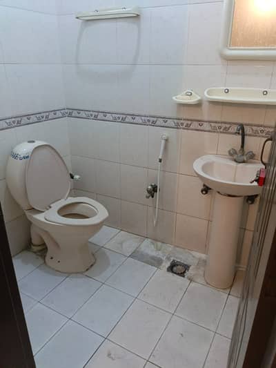8 Marla Upper Portion For Rent (New Super Town )