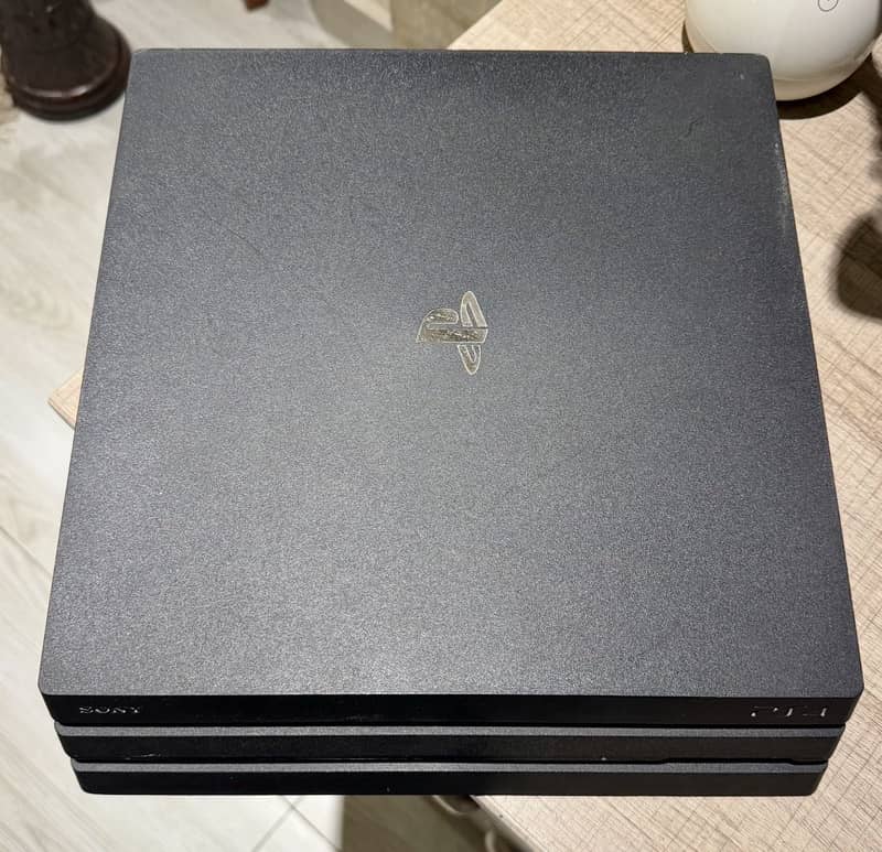 PS4 PRO 1