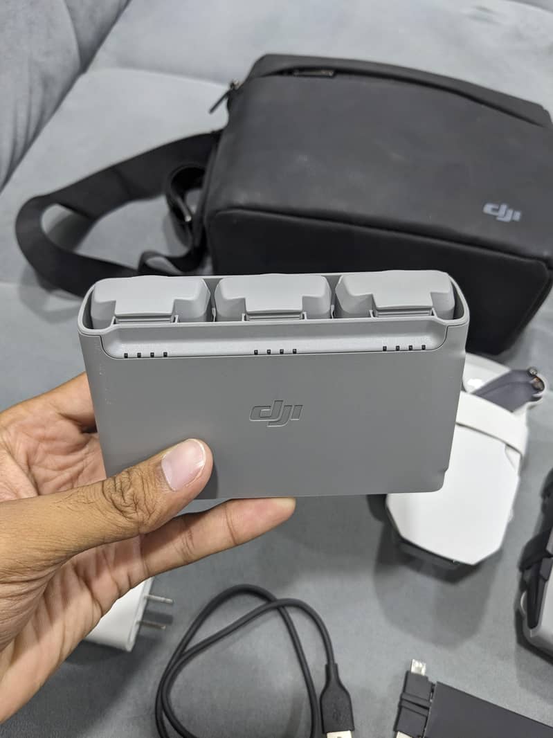 DJI mini 2 combo 4