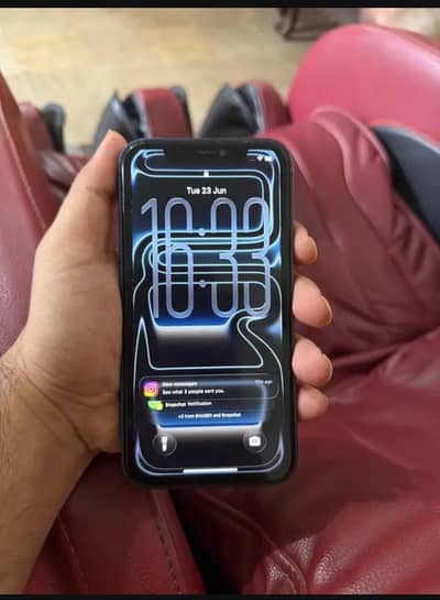 Apple iPhone 11 coverted 17 pro
