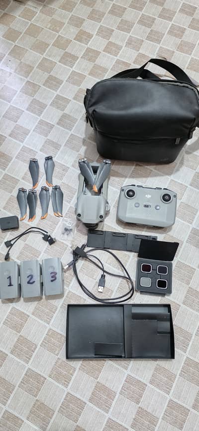 Dji Air2s drone combo