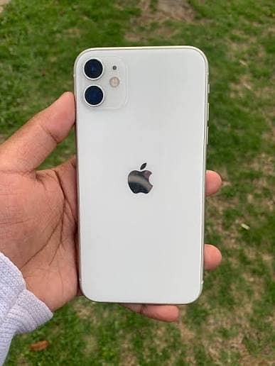Apple iPhone 11 Condition 10/10