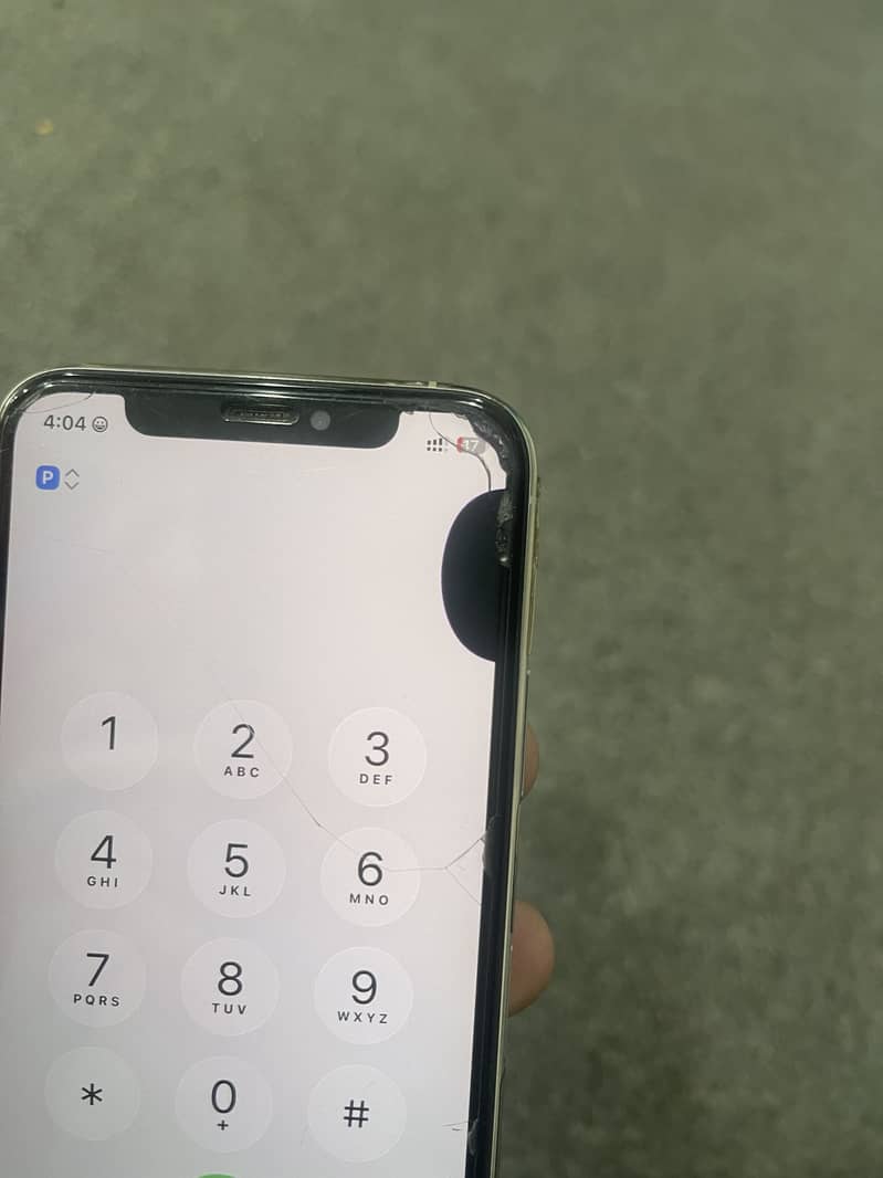 Apple iPhone 11 3