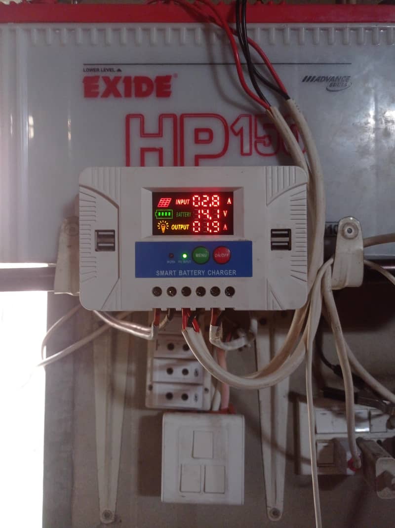 30Amp Digital charge Controller 0