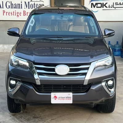 Toyota Fortuner V 2020