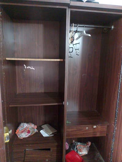 two door wardrobe