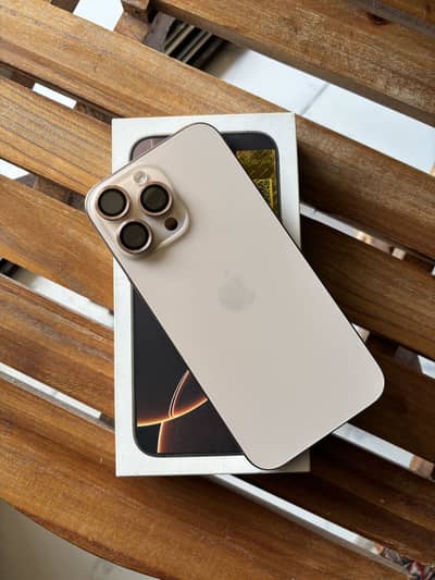 Apple iPhone 16 Pro Max