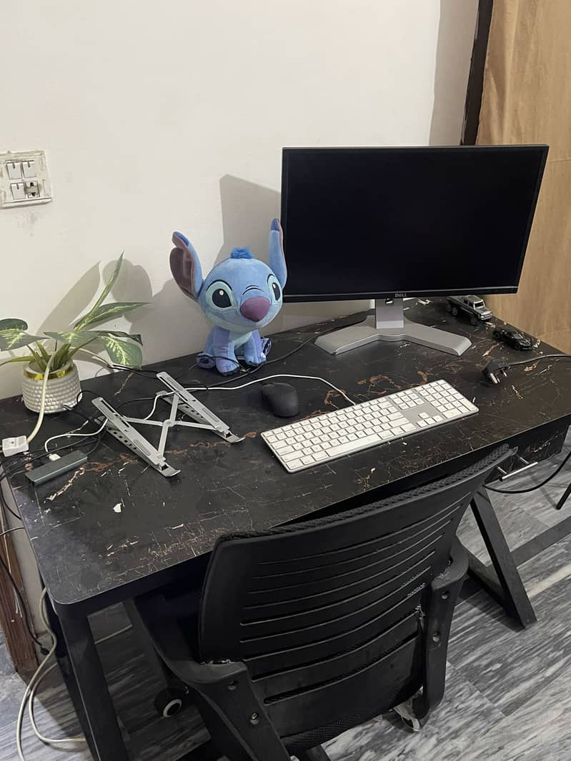 Computer Table and Chairs 2