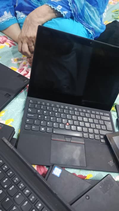 lenovo x1 2in1 i5 8th 8gb ram 256nvme ssd 2k display tuoch