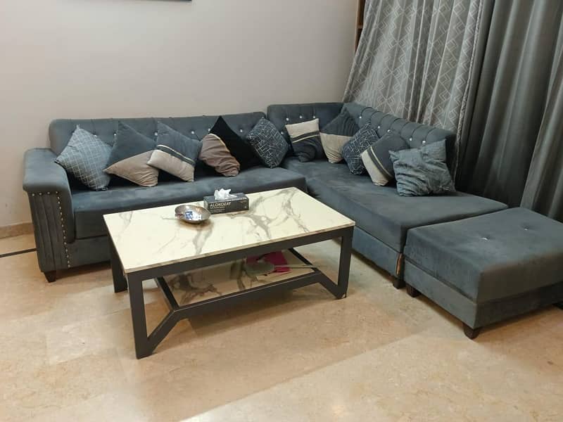L shape sofa 0