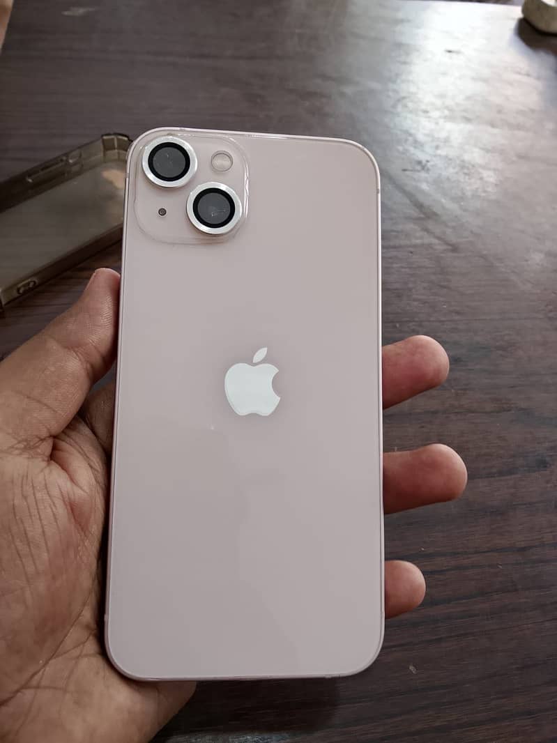 Apple iPhone 13 1