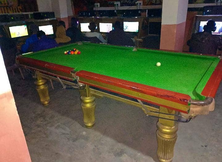 Star 4×8 Pool Table 1