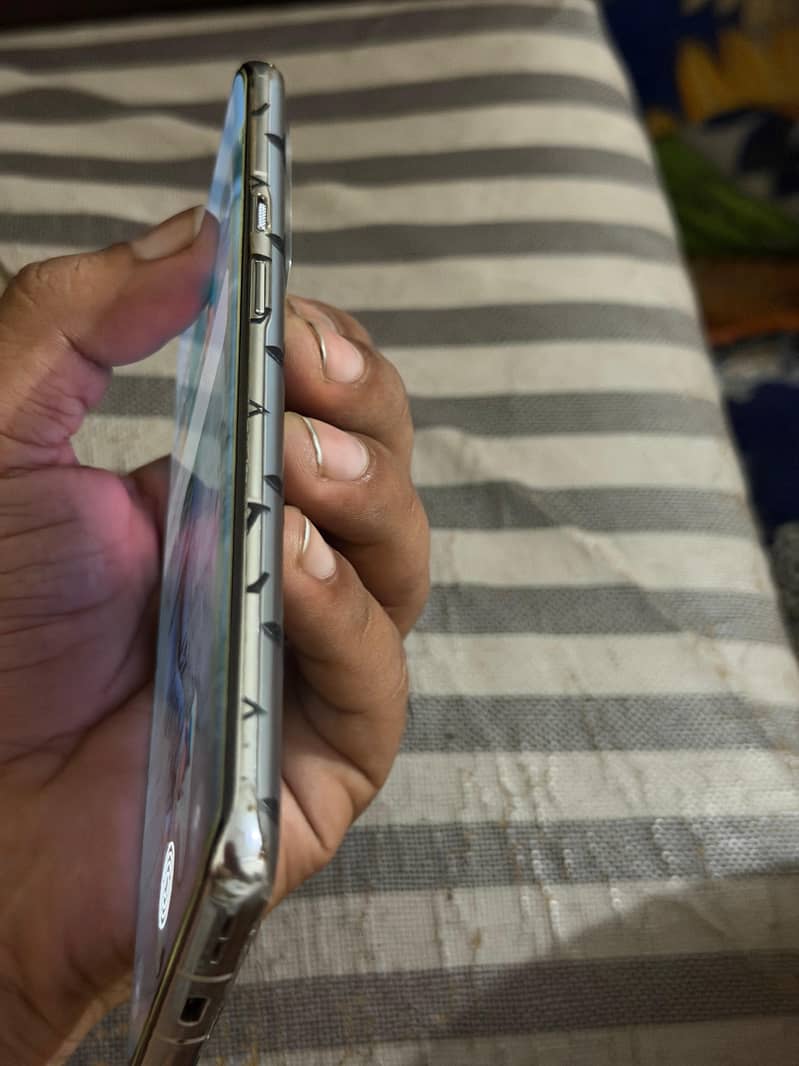 One Plus 9 Pro 4