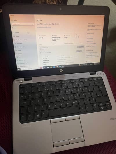 HP laptop Elite book 8GB Ram