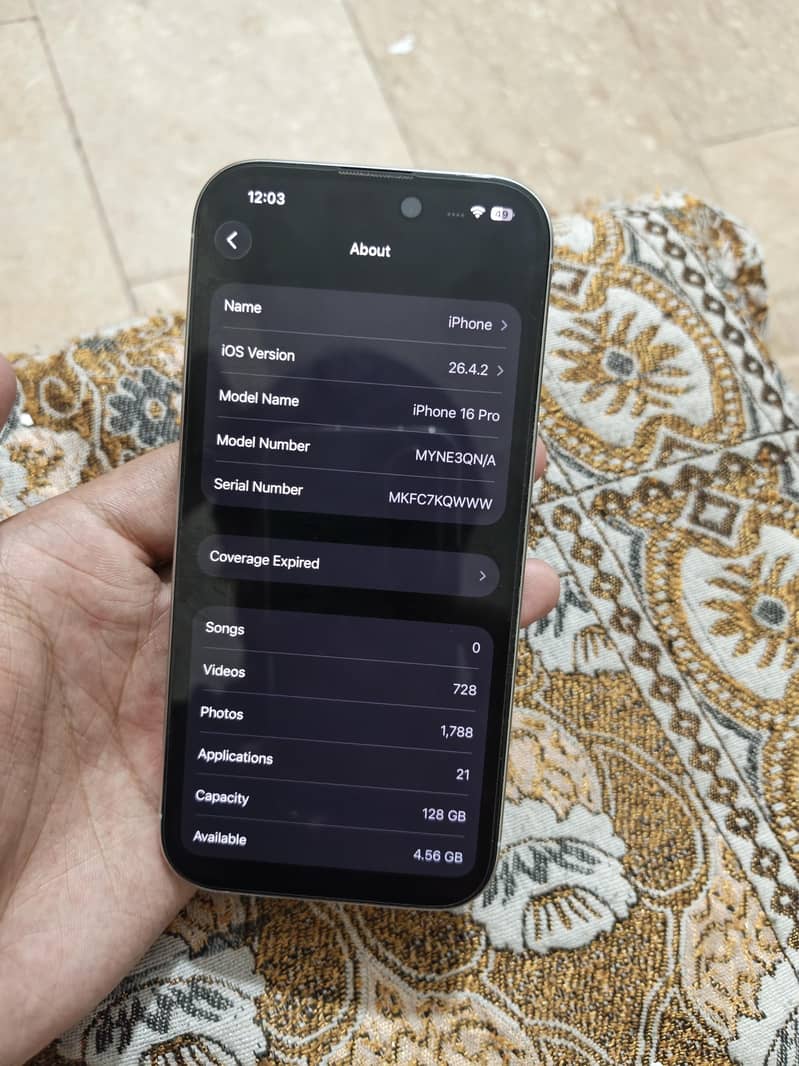 Apple iPhone 16 Pro 7