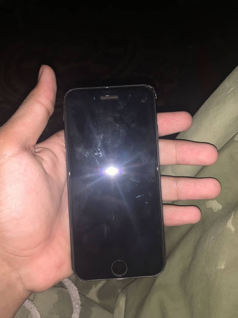 Apple iPhone SE 7