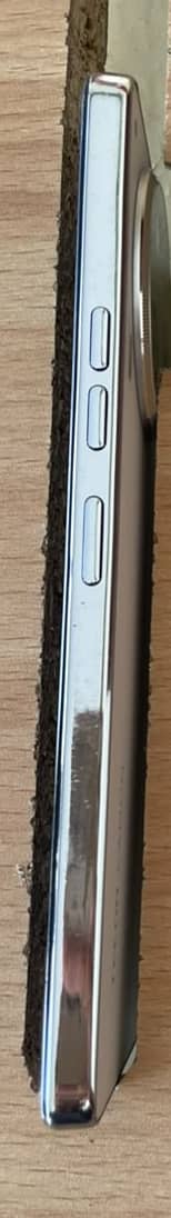 Tecno CAMON 30 2
