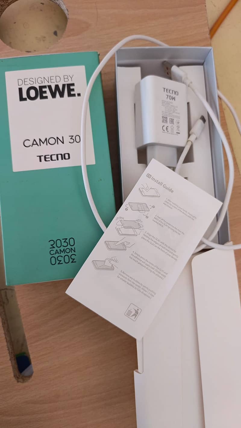 Tecno CAMON 30 7