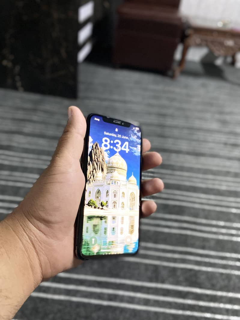 Apple iPhone X 2