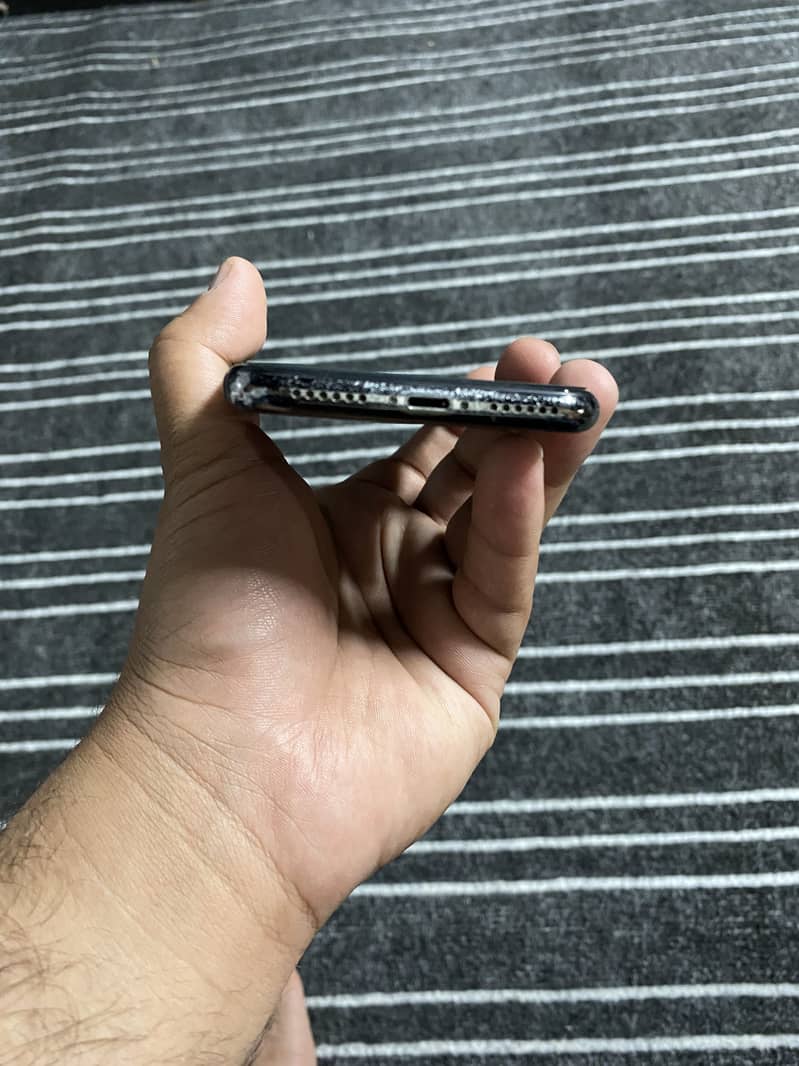 Apple iPhone X 7