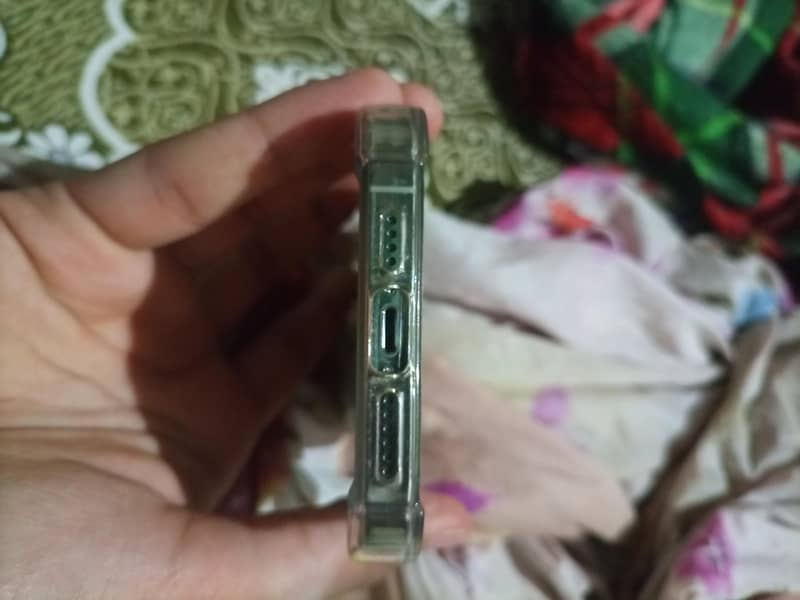 Apple iPhone 14 Pro Max 11