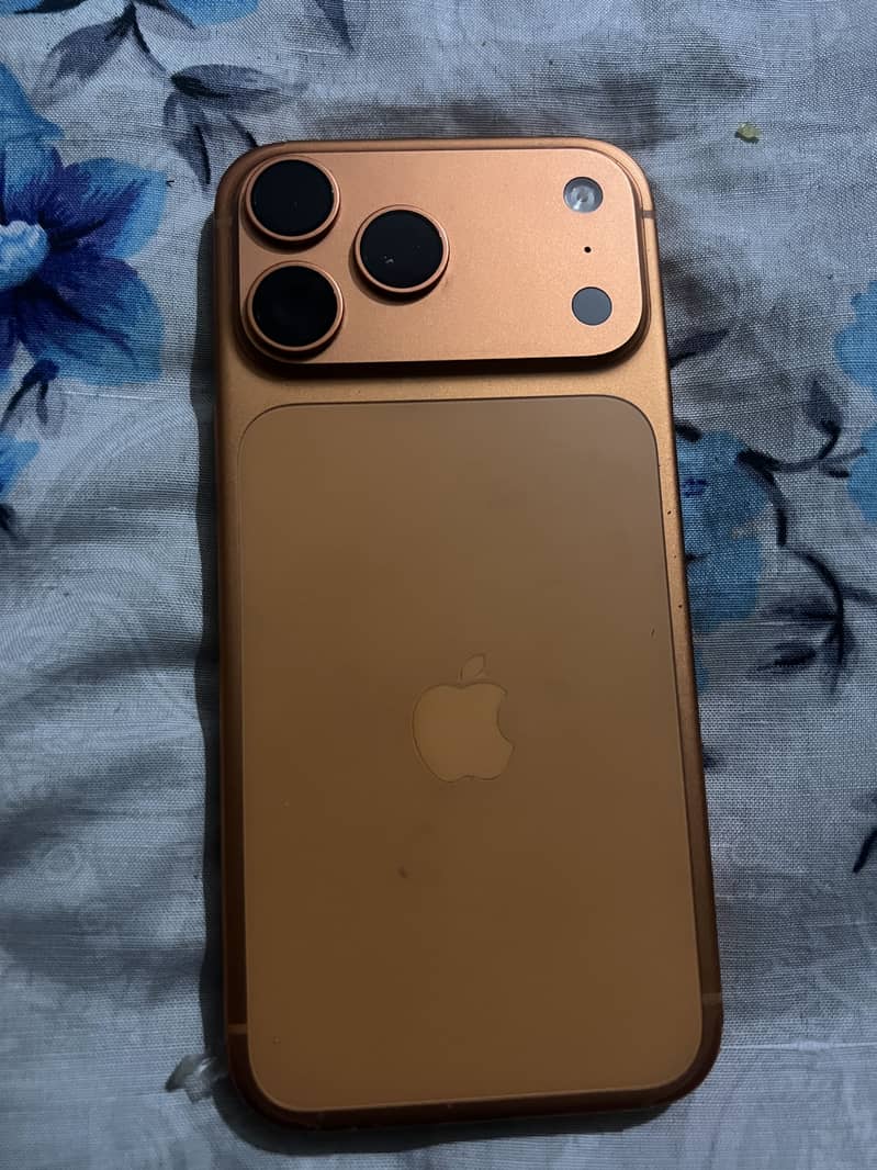 iPhone 17 pro max 1