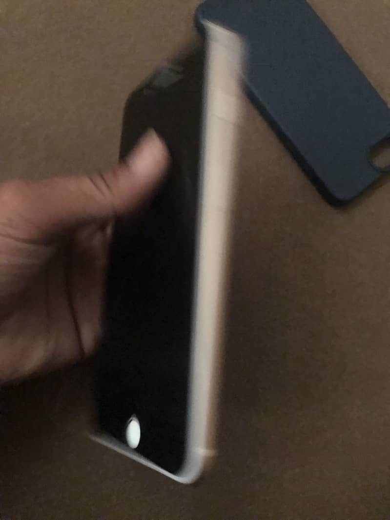 iPhone 8 Plus 3