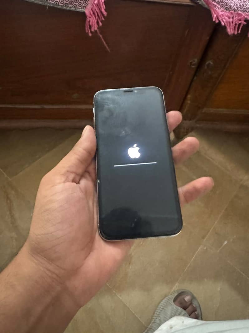 Apple iPhone X 1