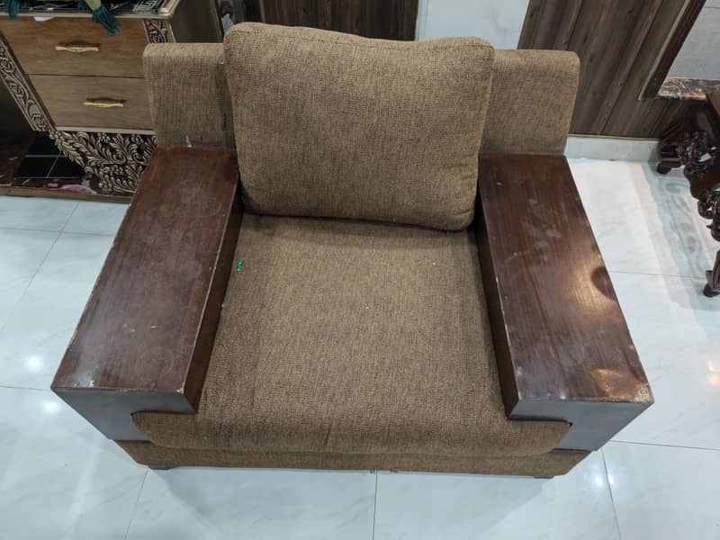 Sofa Set with Table 2
