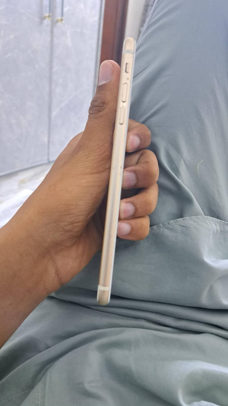 Apple iPhone 6 Plus 2