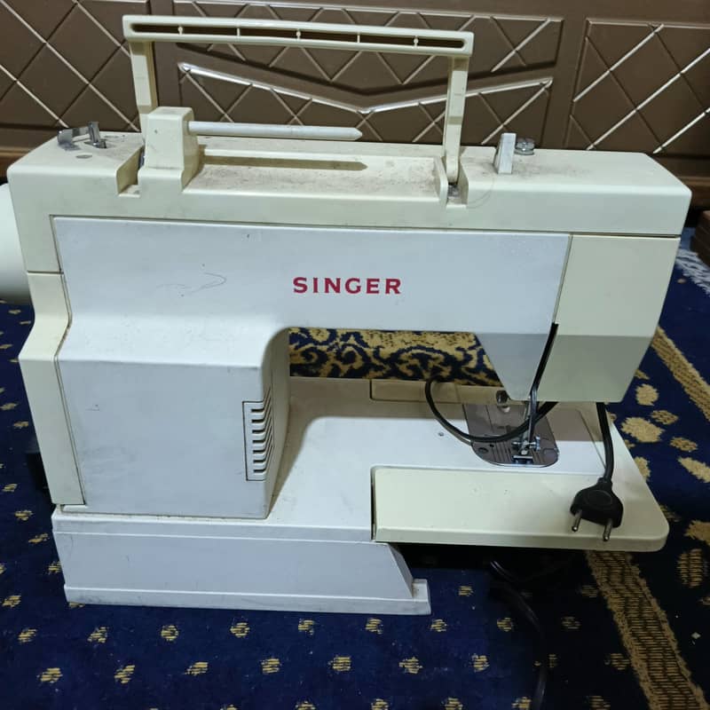 singer sewing machine 1
