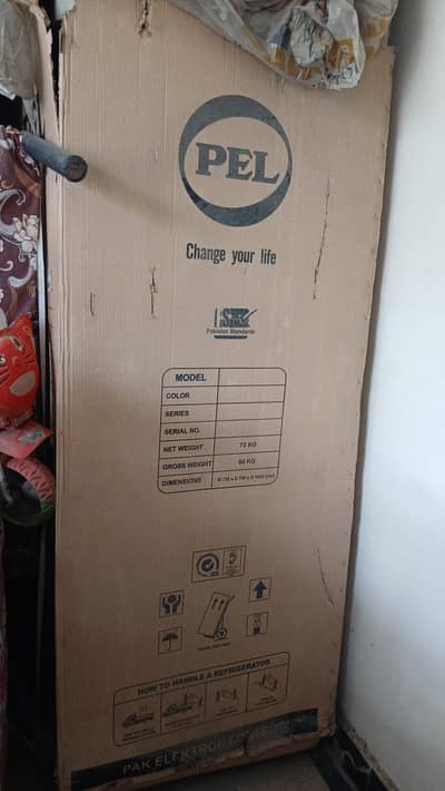 PEL 21950 refrigerator