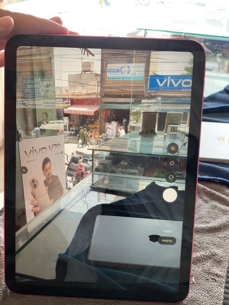 Apple iPad 10th generation pink 2