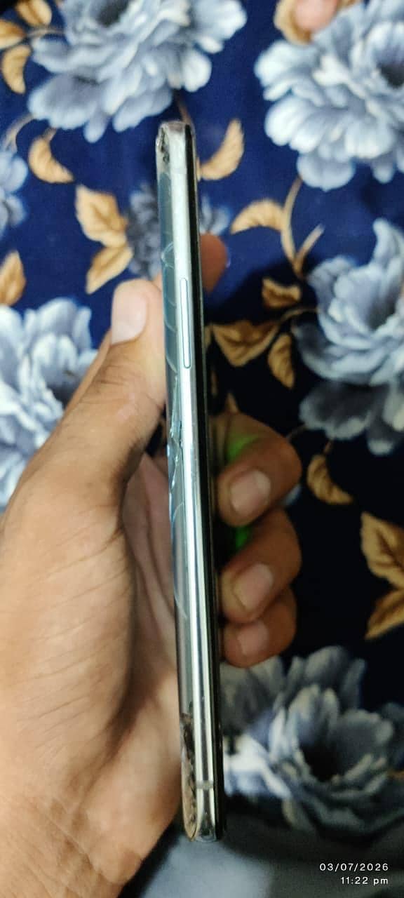 One Plus 8T 5