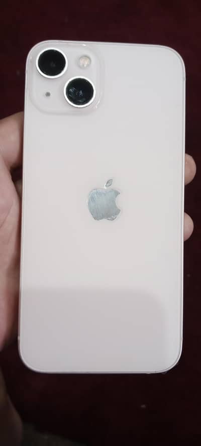 Apple iPhone 13