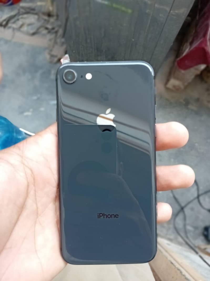 Apple iPhone 8 2