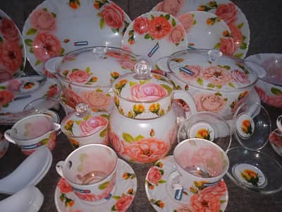 65 Glass dinner set with tea set brand new
