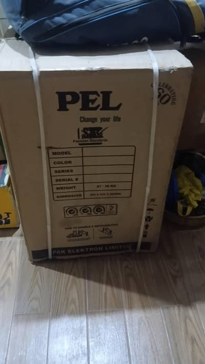 Pel Refrigerator 110 liters