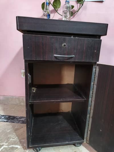 foldable iron stand